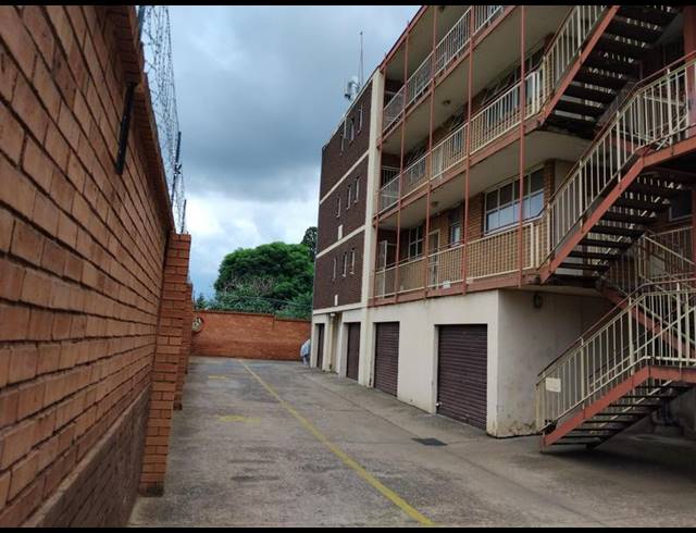 2 BEDROOM APARTMENT FOR SALE IN PROCLAMATION HILL